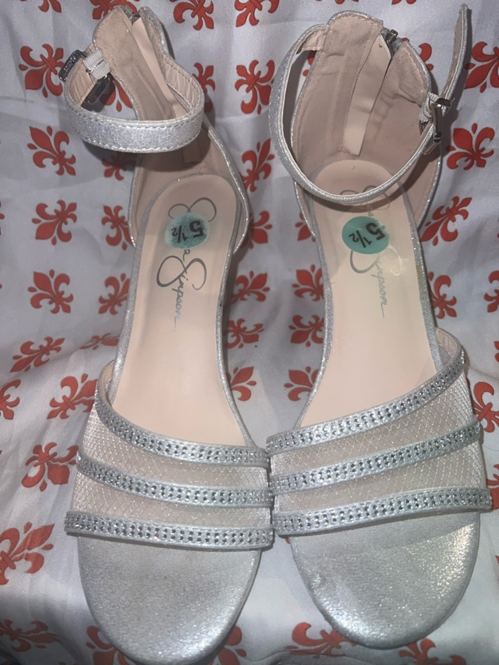 Jesica Simpson Silver Ankle-Strap Women’s Sandals